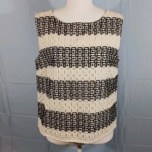 BANANA REPUBLIC Sleeveless Top Women's Large White & Black Textured Geometric